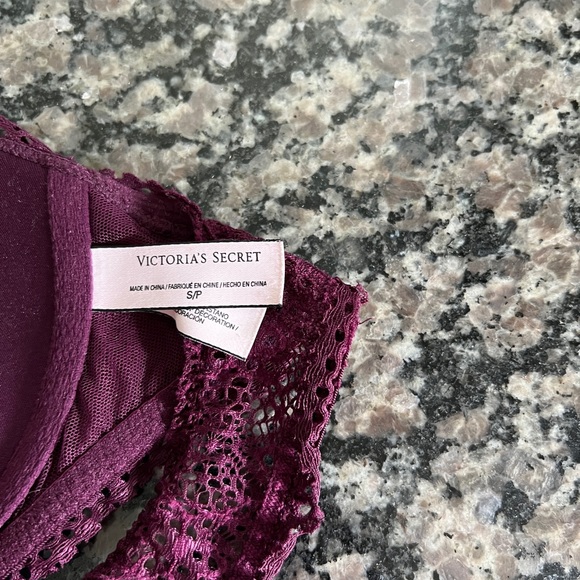 Victoria Secret bralette - Picture 2 of 3